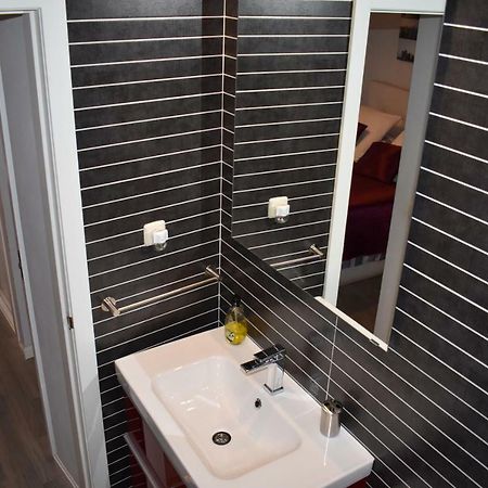 Moderno Apart Centro Мадрид Экстерьер фото