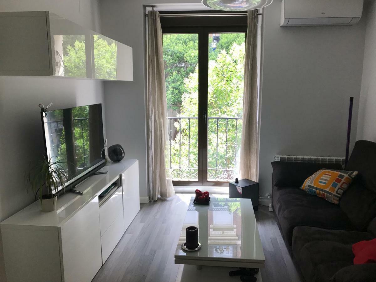 Moderno Apart Centro Мадрид Экстерьер фото