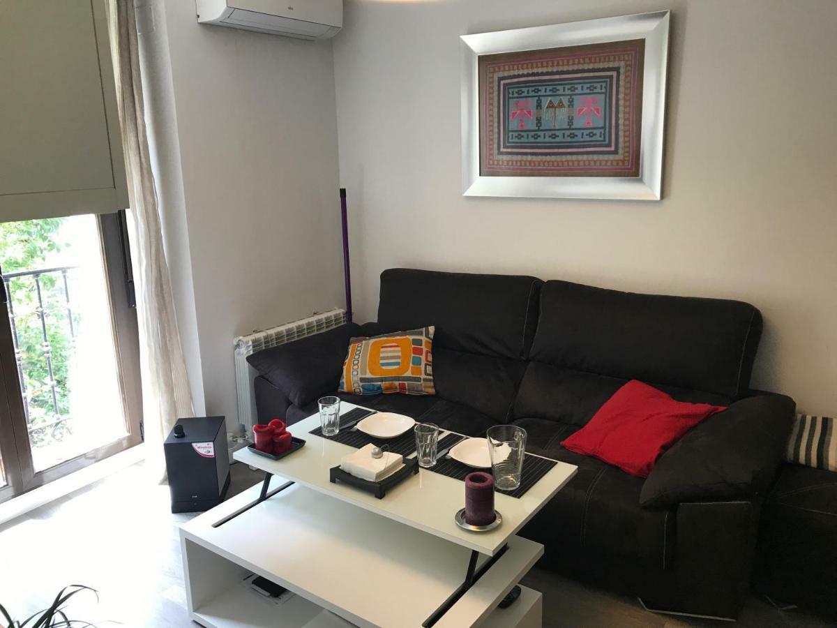 Moderno Apart Centro Мадрид Экстерьер фото